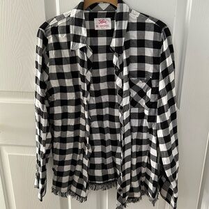 Justice houndstooth flannel top